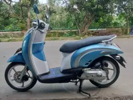 HONDA SCOOPY 2012 MULUS GRESS