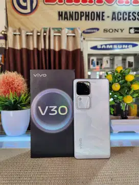 Vivo V30 5G Ram 8+8Gb/ 256Gb Fullset Mulus Original 100% Bergaransi