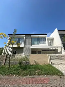 Rumah 2 Lantai Minimalis Bagus HGB di Citraland Somerset