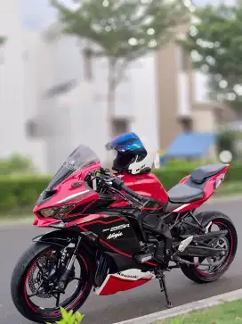 Kawasaki ninja zx25R QS ABS Edisi hari kemerdekaan