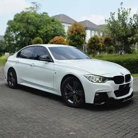 (CASH) BMW 320i Sport F30 2014