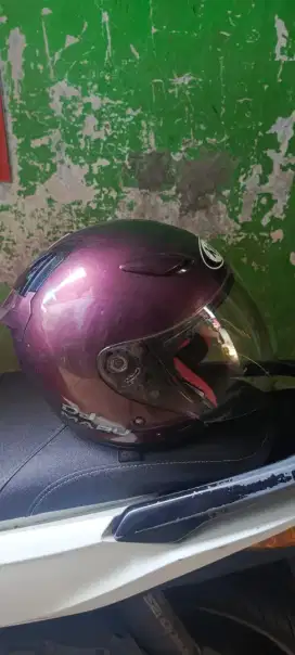 Helm KYT Warna Merah Dark Gloss