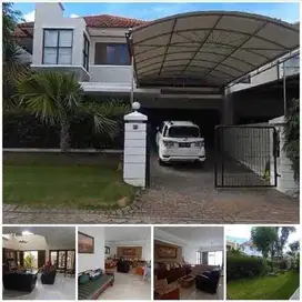 Rumah 2 Lantai Bagus HGB di Graha Famili Siap Huni