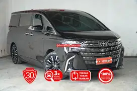 Toyota Alphard Hybrid AT 2024 hitam Matic 2.5 HRV Low KM DP minim
