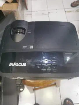 Infocus in114x no minus