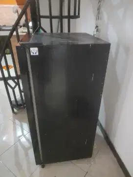 Lemari es layak pakai