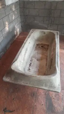 Dijual Bak Mandi Bathtub Dewasa
Ukuran P 170 x L 74 x T 38