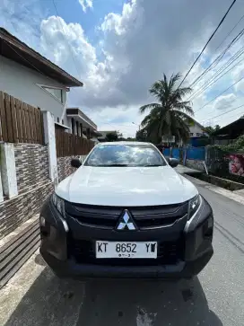 Mitsubishi triton D.C 4x4 th 2022