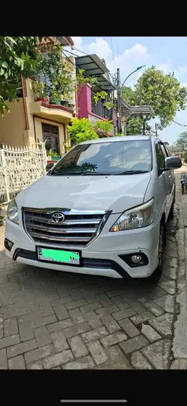Toyota Kijang Innova 2015 Bensin