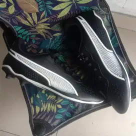 Sepatu bola puma king match size 44