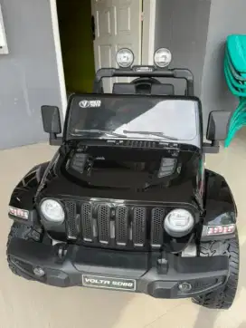 Mobilan anak Commando Volta 5088