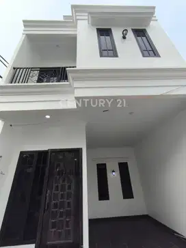 Rumah Primary Dlm Cluster1  Strategis Di Jagakarsa Jak Sel PS0147
