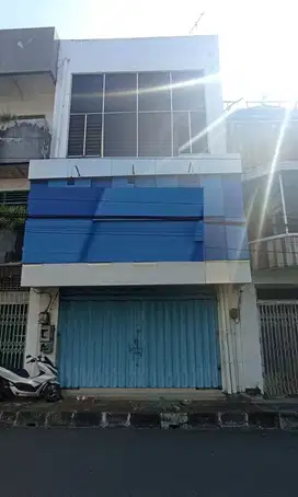 Dijual / Disewakan Ruko Kramat Gantung Pusat Kota