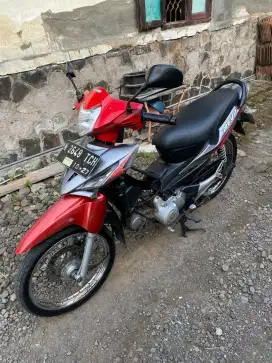 Revo 2007 mulus nyacat kualat