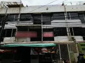 2 UNIT RUKO GANDENG DI MELAWAN