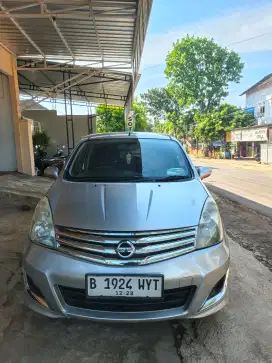 Grand livina xv matic 2012