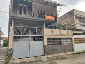 RUMAH KOST MURAH DI LOKASI STRATEGIS SAYAP JALAN PETA