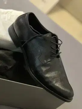 Sepatu pedro original-formal pria hitam elegan Mulus seperti baru