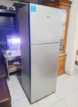 KULKAS AQUA 2PINTU 1,750 AJA SAMA ANTAR