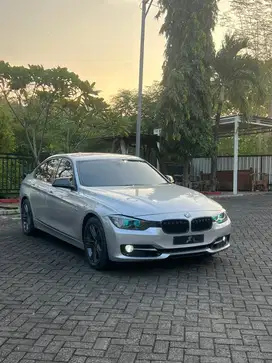 Bmw F30 320i N20 2012