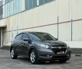 Honda HR-V E 1.5 AT 2015 Warna Abu Abu Metalik KM 63 rb record