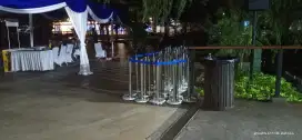 Sewa Tiang pembatas antrian - sewa qline - Sewa tiang antrian