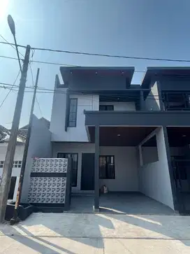 Dijual Rumah Baru Cantik di Bulevard Hijau  Harapan Indah  Bekasi