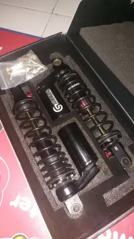 Jual shock groza nmax old dan stop lamp model xmax