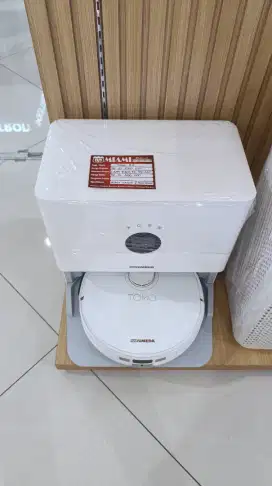 Tomo R8 robot vacum