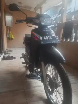 Honda supra x 2002