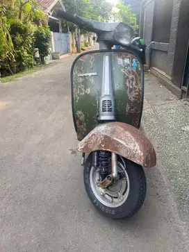 Vespa PTS 90 Special Tahun 77