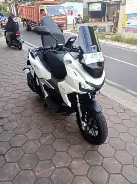 ADV 160 cbs iss 2024 muluss dan gress ya mesinya seperti mtr baru