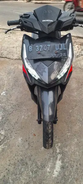 vario 125 led fi 2015 iss mesin sehat body mulus ori