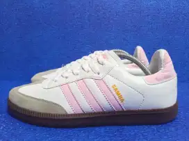Adidas Samba Putih List Pink