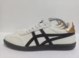 Onitsuka Tokuten White Black