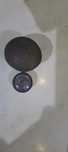 Batu puser bumi dan safir