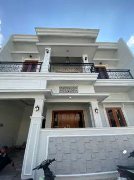 Rumah baru siap pakai model american style area gentan soba