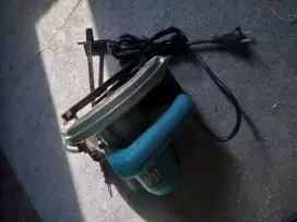 Alat mesin potong kayu sircular/sircel