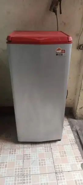 Jual kulkas SANYO mesin orian satu pintu d antar