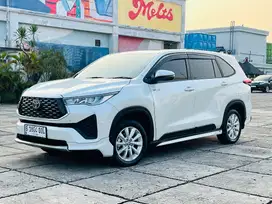 KM17rb LikeNew |Toyota Zenix 2.0 V HV Modelista Hybrid 2023 Wrn Putih