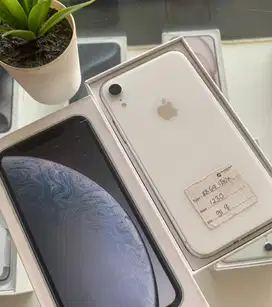 IPHONE XR 64GB IBOX BERGARANSI