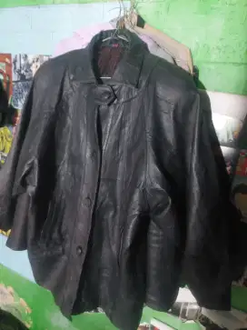 Jaket kulit asli ukuran xL