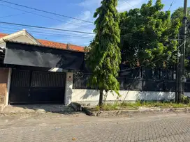 Teraedia Kost Putra Murah, Strategis
