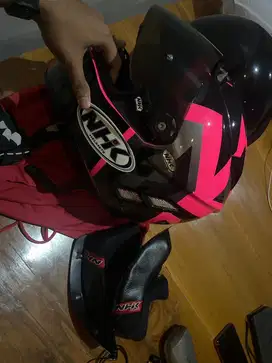 Helm NHK GP 1000