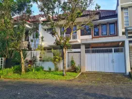 Rumah Mewah Kawasan Elite Perumahan Araya Nieuw Indie