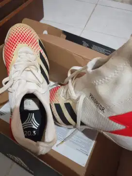 Sepatu Futsal Adidas
