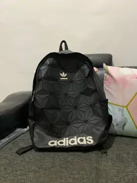 Dijual tas adidas