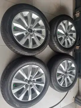 Velg Innova Zenix V R17 5x114 +Ban 95%