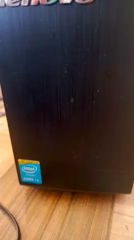 Pc lenovo cor i3 lengkap sama monitor