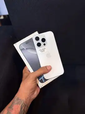 Iphone 16 pro 128gb ibox on garansi